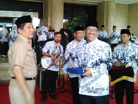 Pencarian PGRI Banjar - Persatuan Guru Republik Indonesia Cabang Banjar